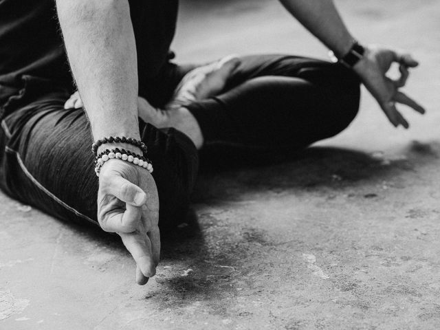 KeithYoga_WebSize_BW-14